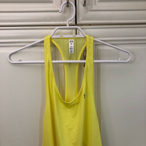 NWT Under Armour women’s lightweight tank top - Picture 2 of 11